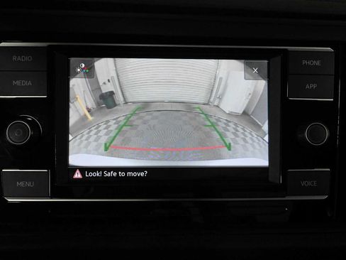 Certified 2022 Volkswagen Jetta S FWD image 4