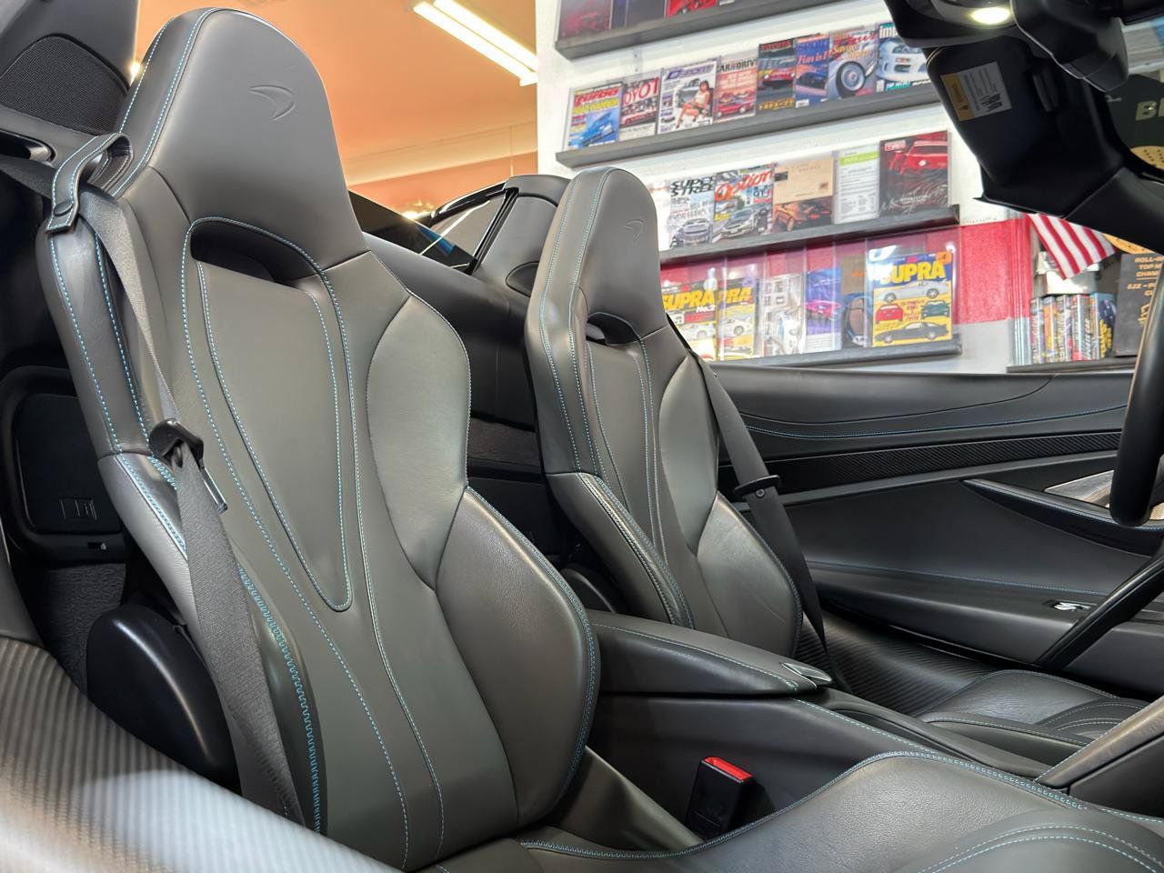 Used 2020 McLaren 720S Luxury RWD image 30