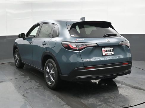 Used 2026 Honda HR-V LX image 8
