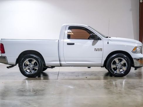 Used 2018 RAM 1500 Tradesman w/ Power & Remote Entry Group image 11