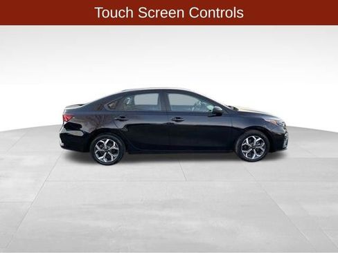Used 2020 Kia Forte LXS image 8