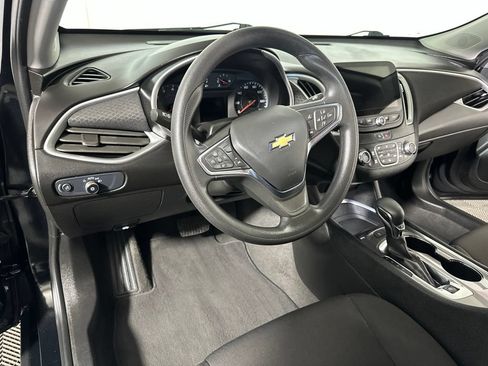 Used 2024 Chevrolet Malibu LT FWD image 8