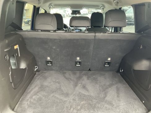 Used 2021 Jeep Renegade Latitude image 39