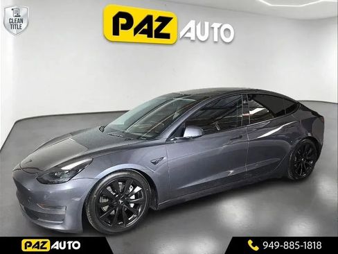 Used 2022 Tesla Model 3 RWD image 1