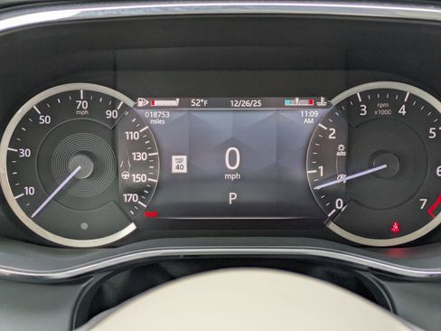 Used 2023 Jaguar F-PACE S image 18