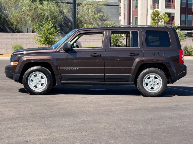 Used 2014 Jeep Patriot Sport w/ Power Value Group FWD image 3