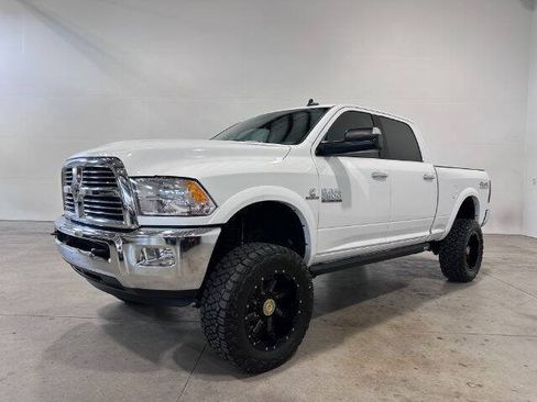Used 2017 RAM 2500 Big Horn AWD/4WD image 2