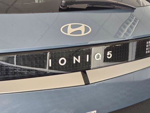 New 2026 Hyundai Ioniq 5 SEL image 15