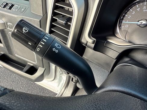 Used 2019 Ford F350 Lariat w/ Camper Package image 33