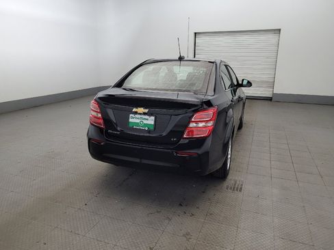 Used 2019 Chevrolet Sonic LT w/ Convenience Package FWD image 7