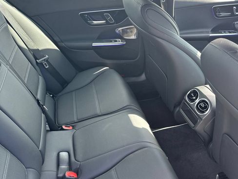 Used 2026 Mercedes-Benz C 300 Sedan image 9