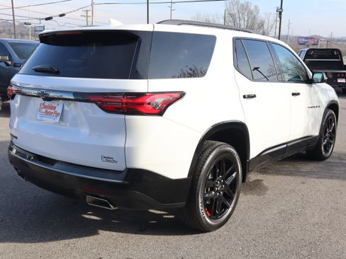 Used 2024 Chevrolet Traverse Premier w/ Redline Edition image 7