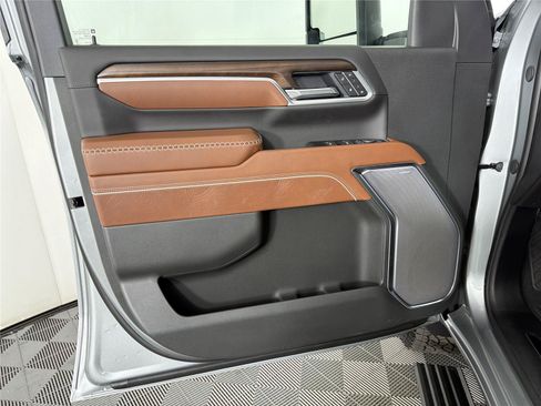 New 2026 GMC Sierra 2500 Denali Ultimate AWD/4WD image 10
