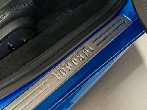 Used 2017 Ferrari 488 Spider RWD image 38