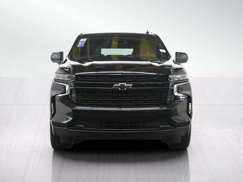 Used 2023 Chevrolet Suburban RST AWD/4WD image 8