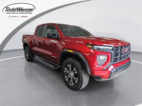 Used 2025 GMC Canyon AT4 w/ Technology Plus Package AWD/4WD image 1