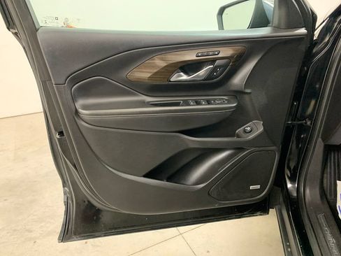 Used 2019 GMC Terrain Denali w/ LPO, 'HIT The Road' Package FWD image 7