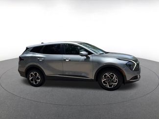 Used 2025 Kia Sportage LX FWD video 2
