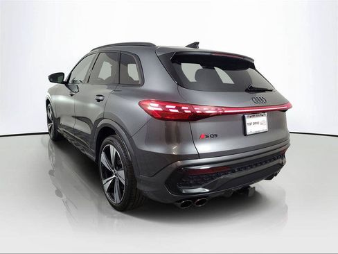 Used 2025 Audi SQ5 Premium Plus w/ Premium Plus Package AWD/4WD image 5