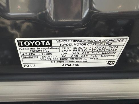Certified 2026 Toyota Camry SE FWD image 36