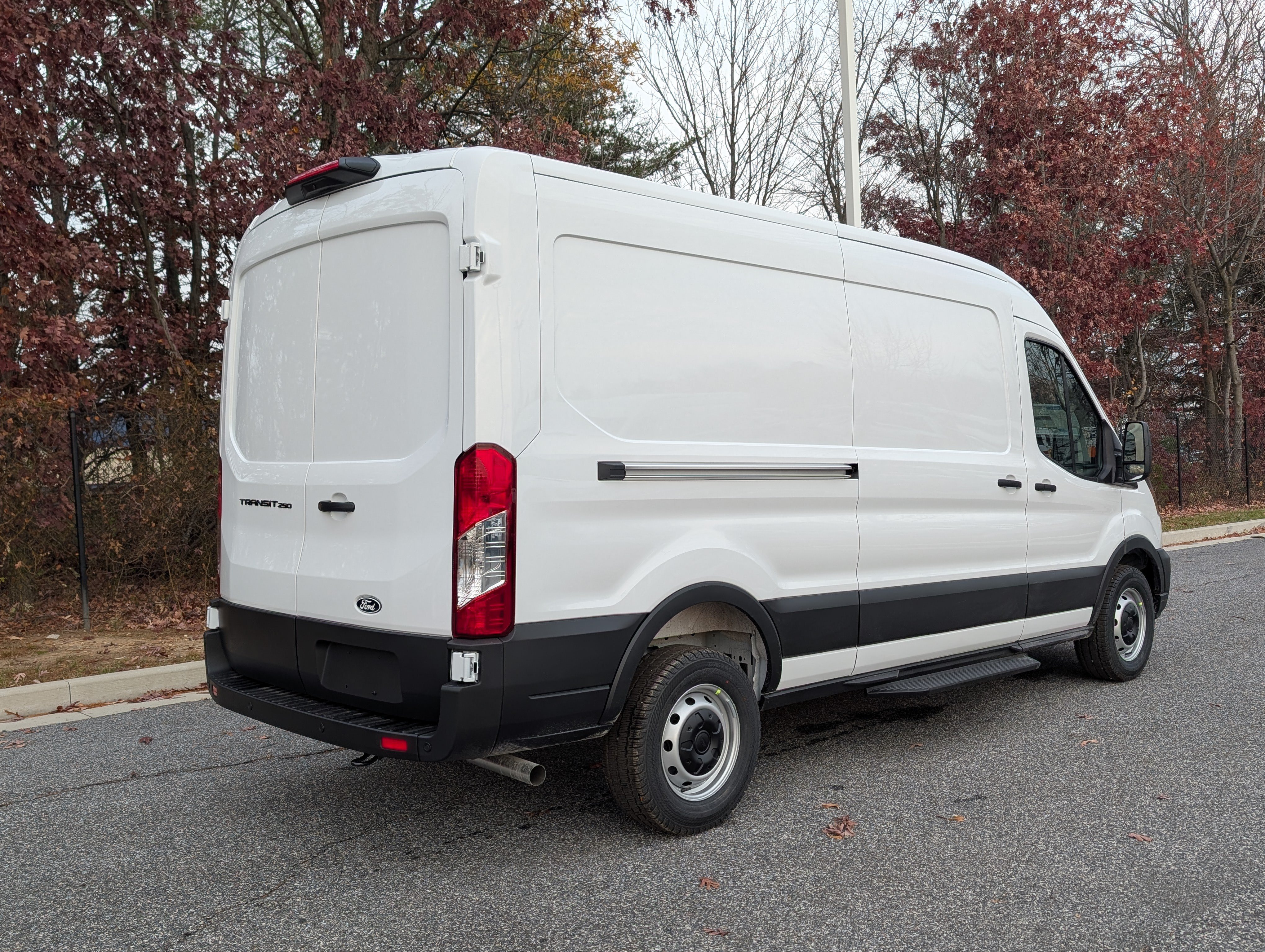 New 2026 Ford Transit 250 148 Medium Roof w/ Load Area Protection Package RWD image 2