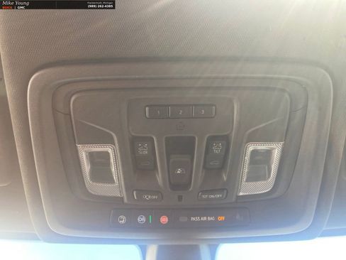 Used 2020 GMC Sierra 1500 AT4 w/ AT4 Premium Package AWD/4WD image 37