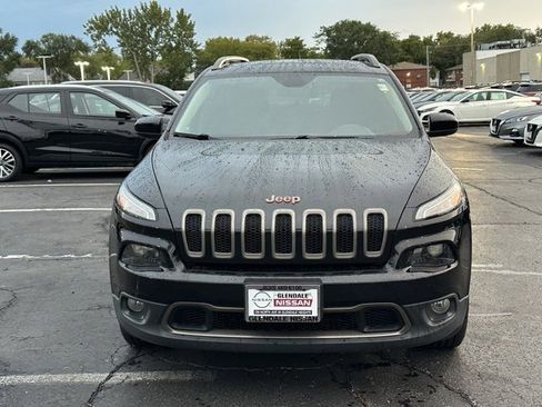 Used 2017 Jeep Cherokee 75th Anniversary image 2