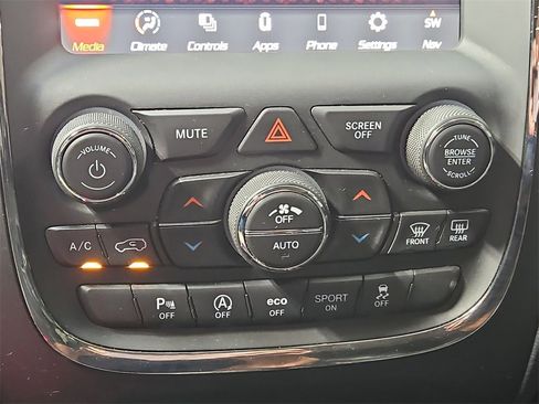 Used 2020 Dodge Durango GT image 38