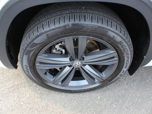 Used 2020 Volkswagen Atlas SE w/ Towing Package AWD/4WD image 20