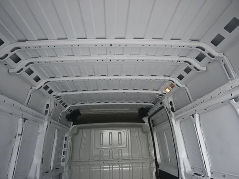 Used 2024 RAM ProMaster 2500 FWD image 3