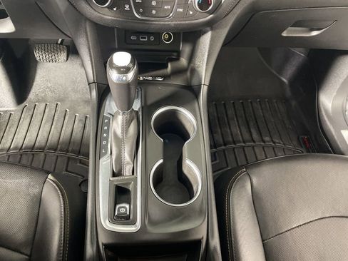 Used 2019 Chevrolet Equinox Premier AWD/4WD image 17