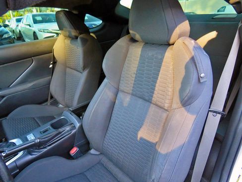 Used 2022 Toyota GR86 RWD image 27