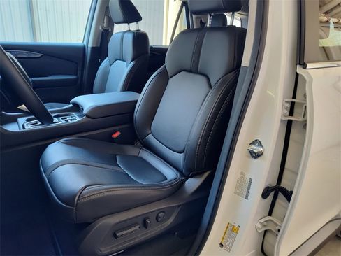 Certified 2025 Honda Pilot EX-L image 21