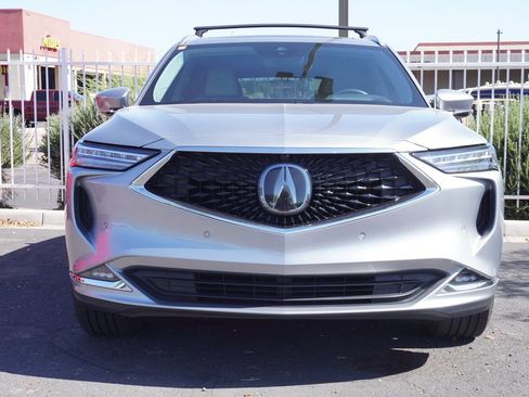 Used 2023 Acura MDX SH-AWD w/ Advance Package image 2