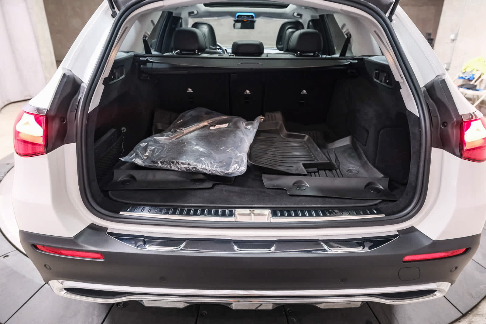 Certified 2026 Mercedes-Benz E 450 4MATIC All-Terrain Wagon image 30