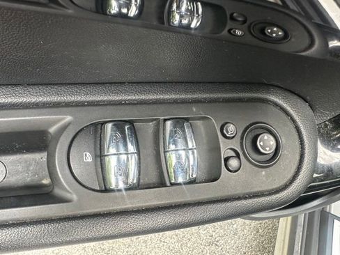 Used 2019 MINI Cooper Countryman SE w/ Premium Package AWD/4WD image 13