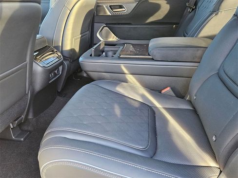 New 2026 INFINITI QX80 Autograph w/ Premium Cargo Package image 23