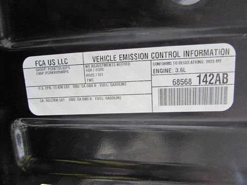 Used 2023 Jeep Grand Cherokee Limited image 52