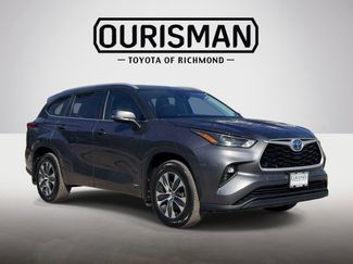 Used 2023 Toyota Highlander XLE video 1