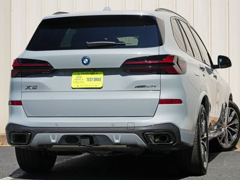 Used 2026 BMW X5 xDrive50e w/ M Sport Package AWD/4WD image 5