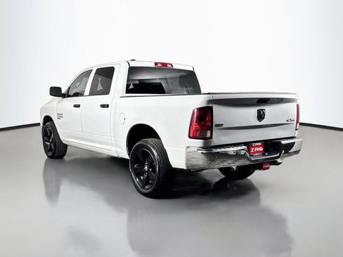 Used 2023 RAM 1500 Classic SLT AWD/4WD image 3