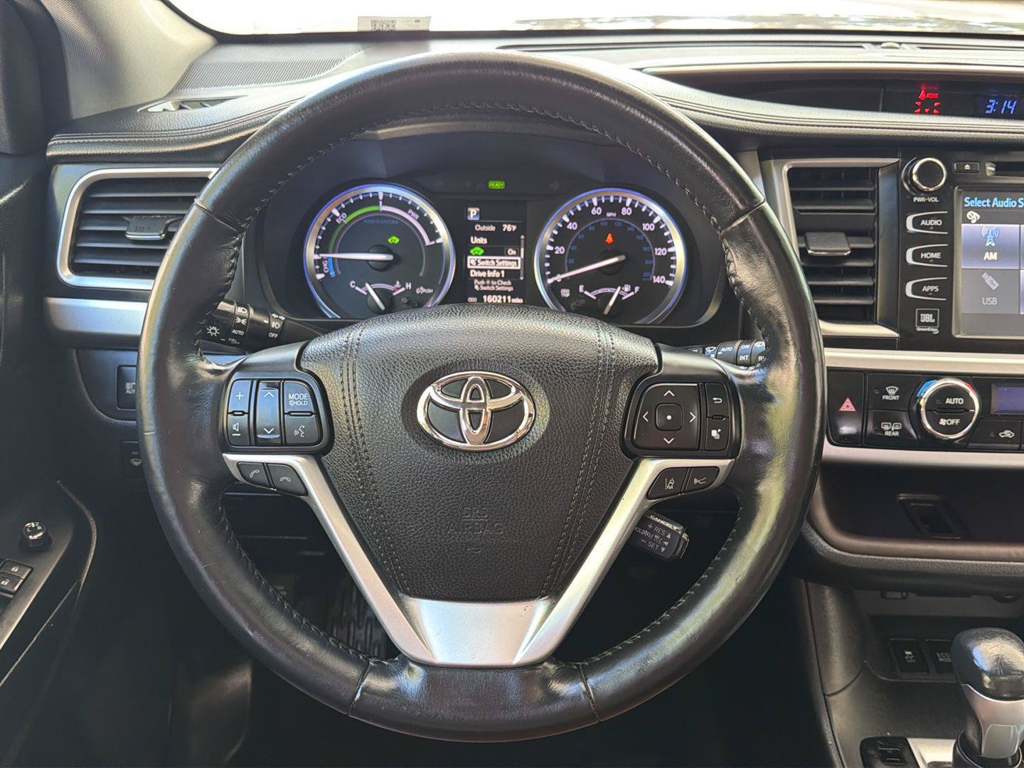 Used 2017 Toyota Highlander Limited Platinum AWD/4WD image 19