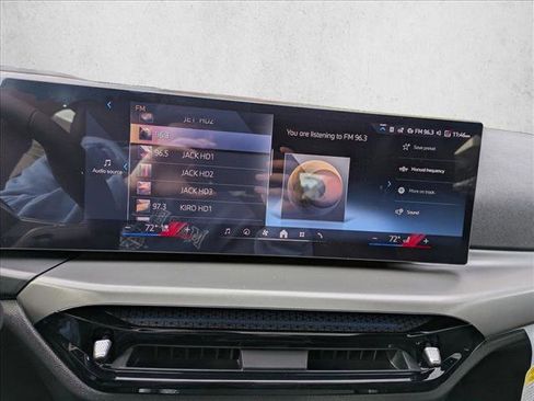 Used 2025 BMW i4 xDrive40i image 12