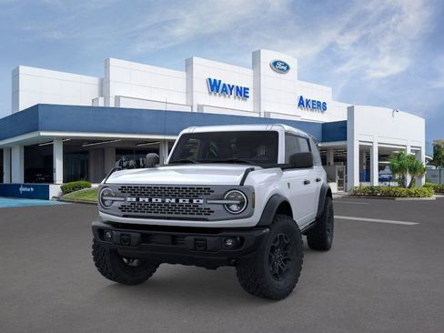 New 2026 Ford Bronco Badlands image 2