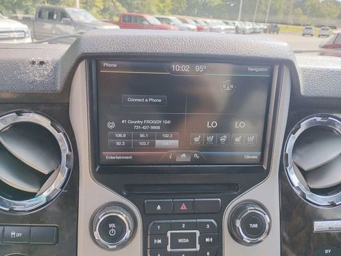 Used 2015 Ford F250 Platinum w/ FX4 Off-Road Package image 26