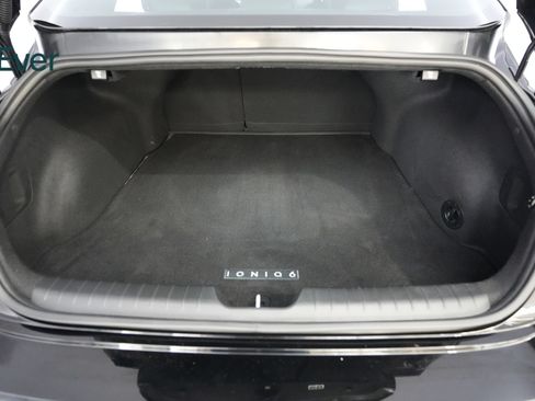 Used 2024 Hyundai Ioniq 6 Limited RWD image 8