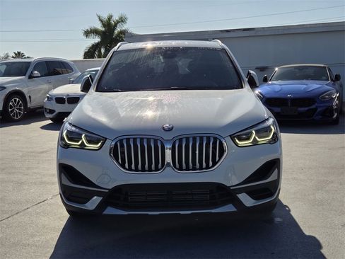 Certified 2022 BMW X1 sDrive28i w/ Premium Package image 9