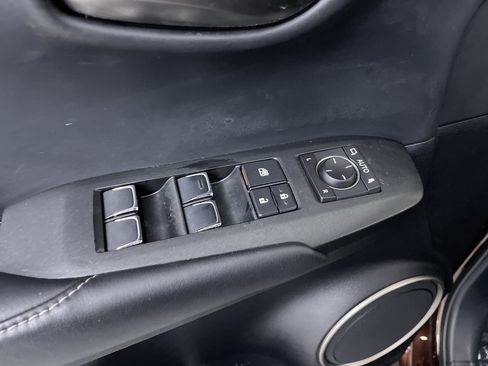 Used 2018 Lexus NX 300 AWD image 11