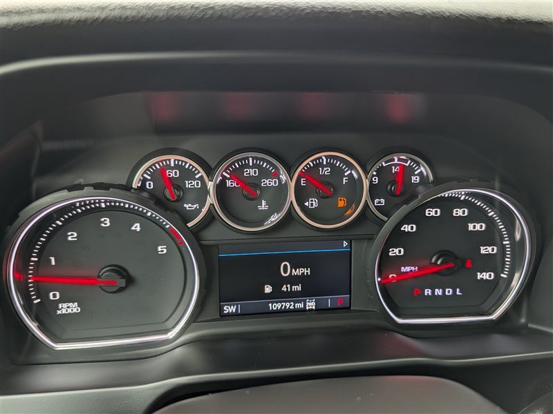Used 2022 Chevrolet Silverado 2500 LT w/ Fleet Comfort Package AWD/4WD image 25