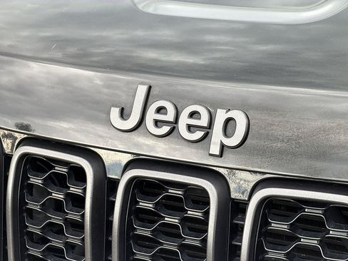 Used 2019 Jeep Grand Cherokee High Altitude RWD image 31